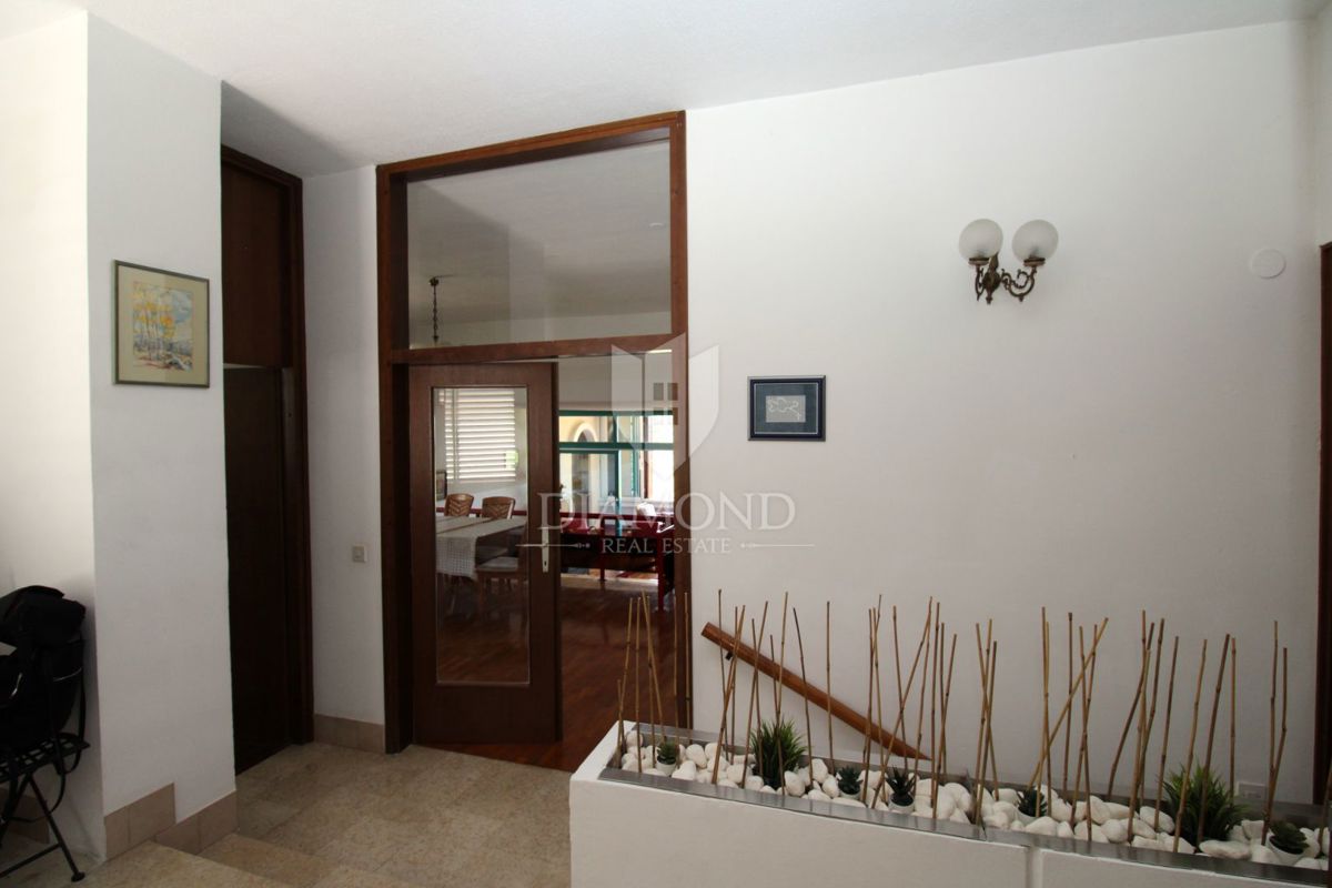 Casa Njivice, Omišalj, 286m2