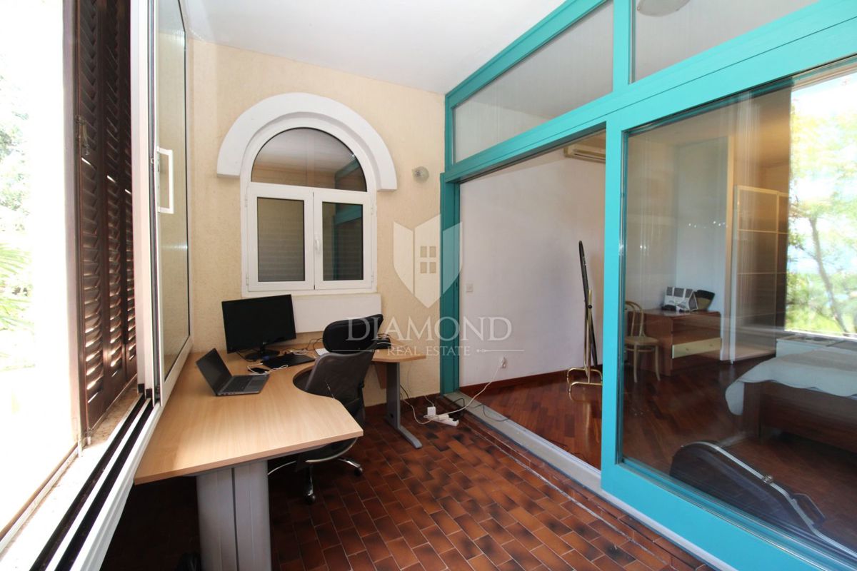 Casa Njivice, Omišalj, 286m2