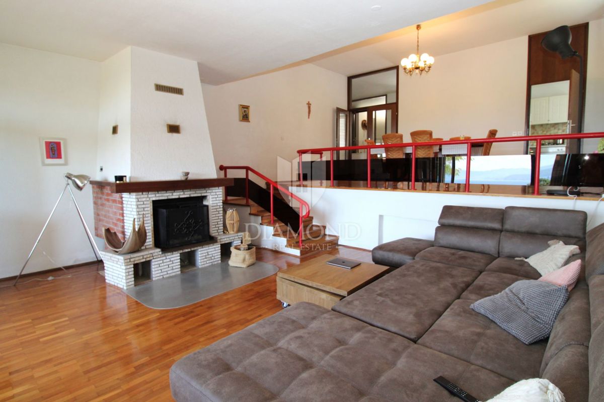 Casa Njivice, Omišalj, 286m2