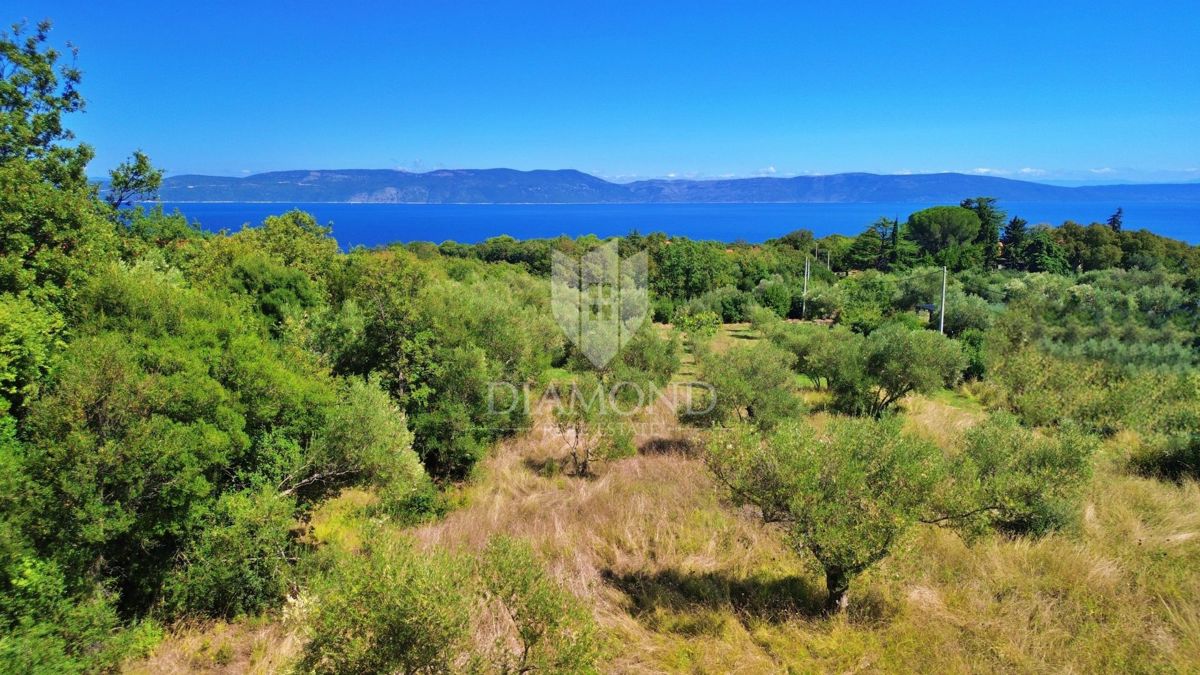 Terreno edificabile in posizione privilegiata, Rabac, dintorni