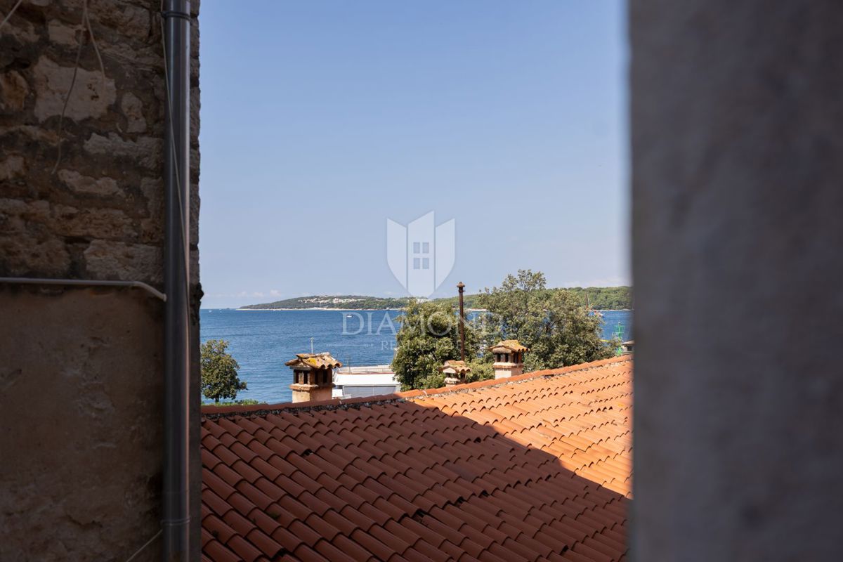 Monolocale con Ripostiglio, Centro, Vista Mare