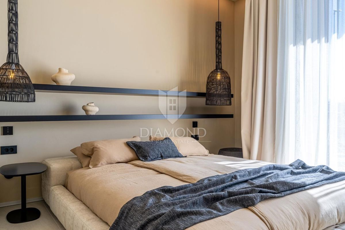 Parenzo, esclusiva villa smart home con vista aperta