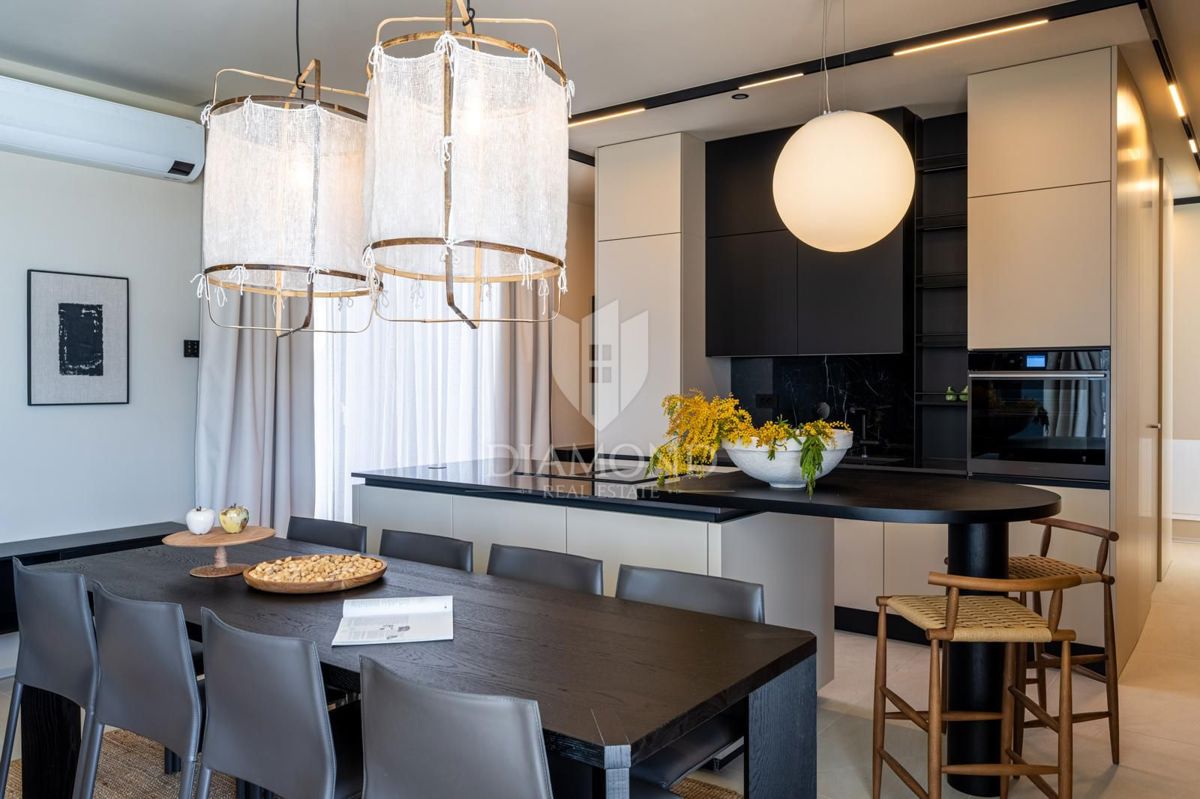 Parenzo, esclusiva villa smart home con vista aperta