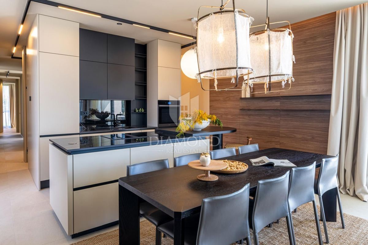 Parenzo, esclusiva villa smart home con vista aperta