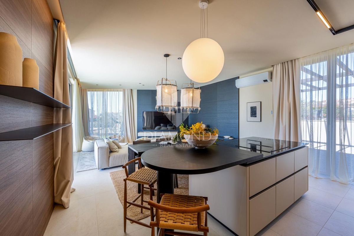 Parenzo, esclusiva villa smart home con vista aperta