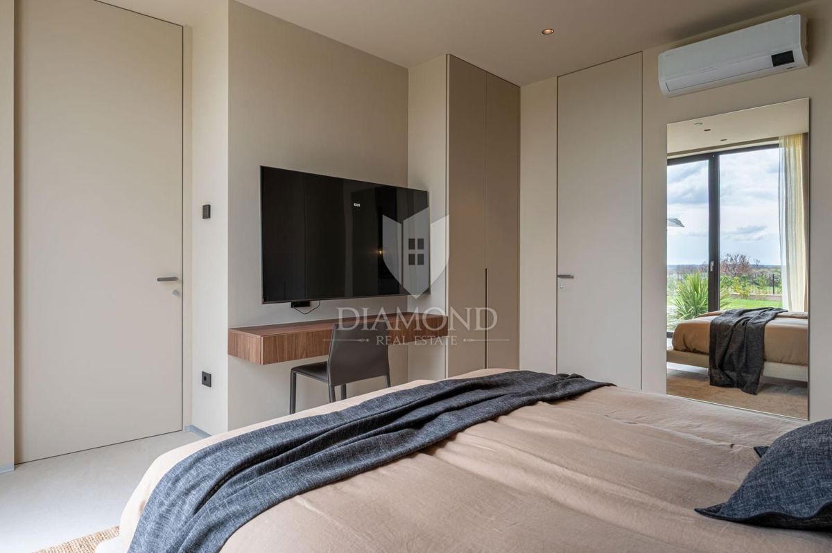 Parenzo, esclusiva villa smart home con vista panpramica