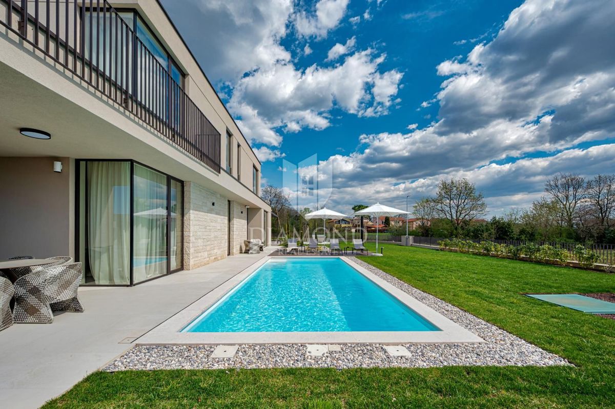 Parenzo, esclusiva villa smart home con vista panpramica