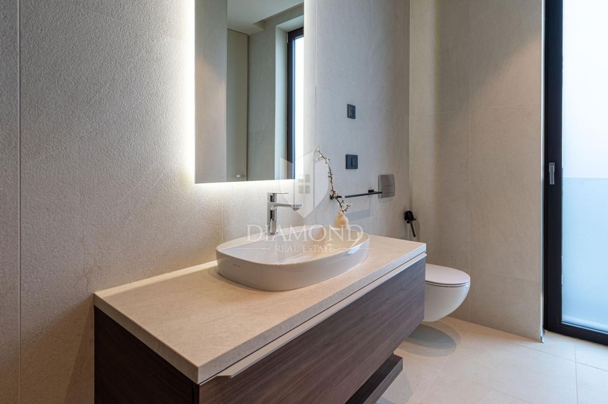 Parenzo, esclusiva villa smart home con vista panpramica