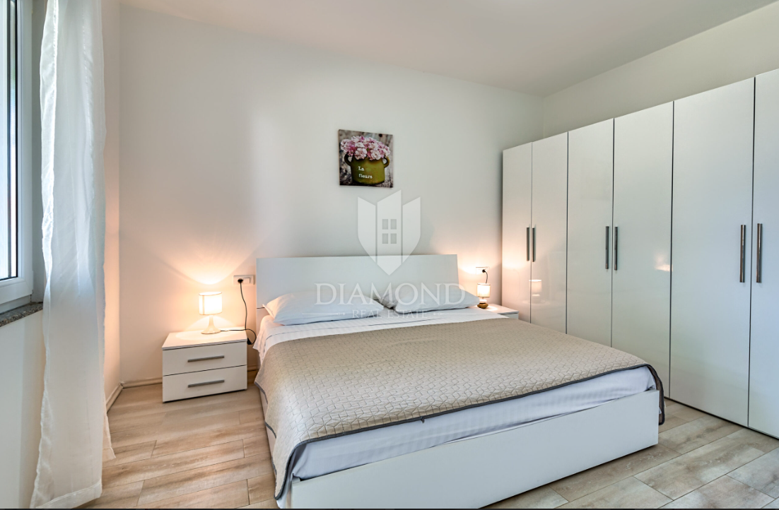 Spaziosa casa con piscina a Ližnjan