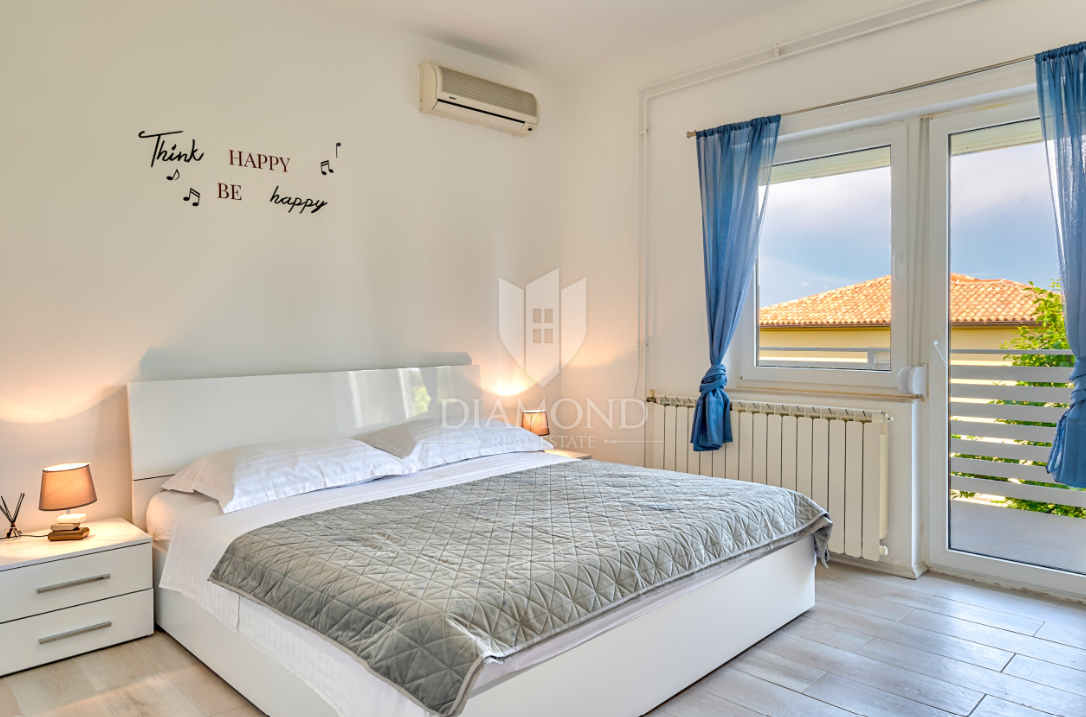 Spaziosa casa con piscina a Ližnjan