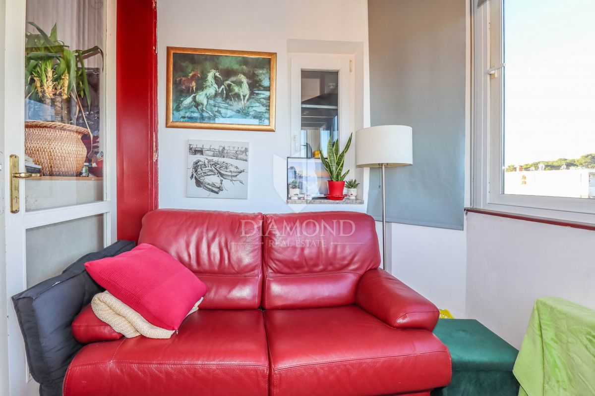 Rovigno, appartamento in ottima posizione con vista mare