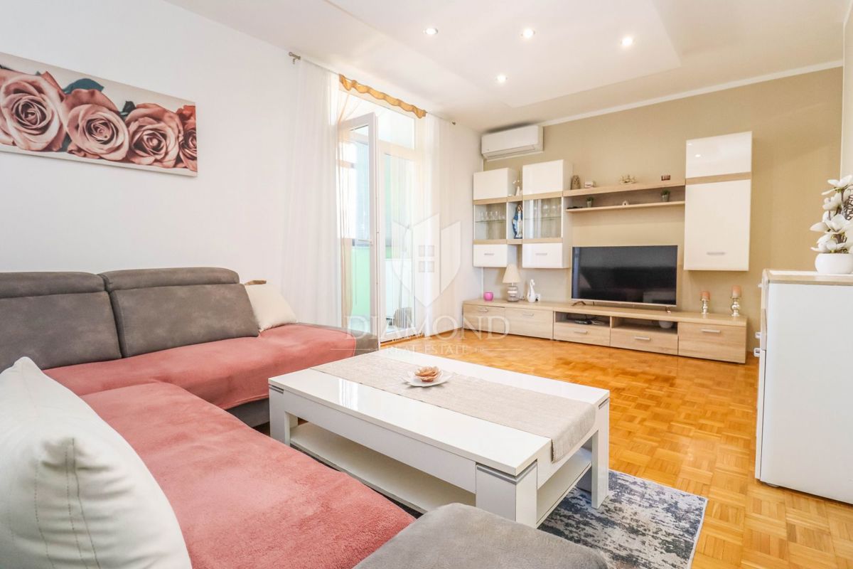 Ottima opportunità – appartamento ristrutturato a Vidikovac con balcone!