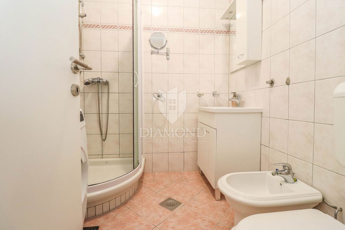 Ottima opportunità – appartamento ristrutturato a Vidikovac con balcone!