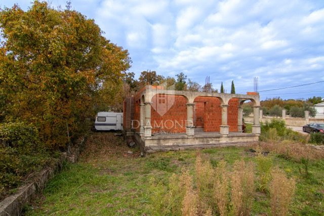 KRK, CASA IN COSTRUZIONE