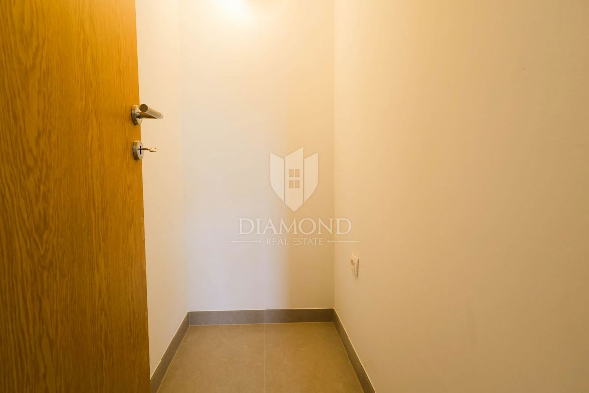 Appartamento Prozorje, Dugo Selo - Okolica, 75m2