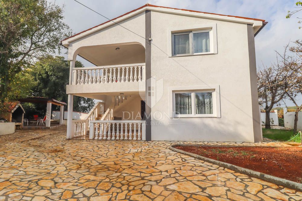 Casa Šišan, Ližnjan, 165m2