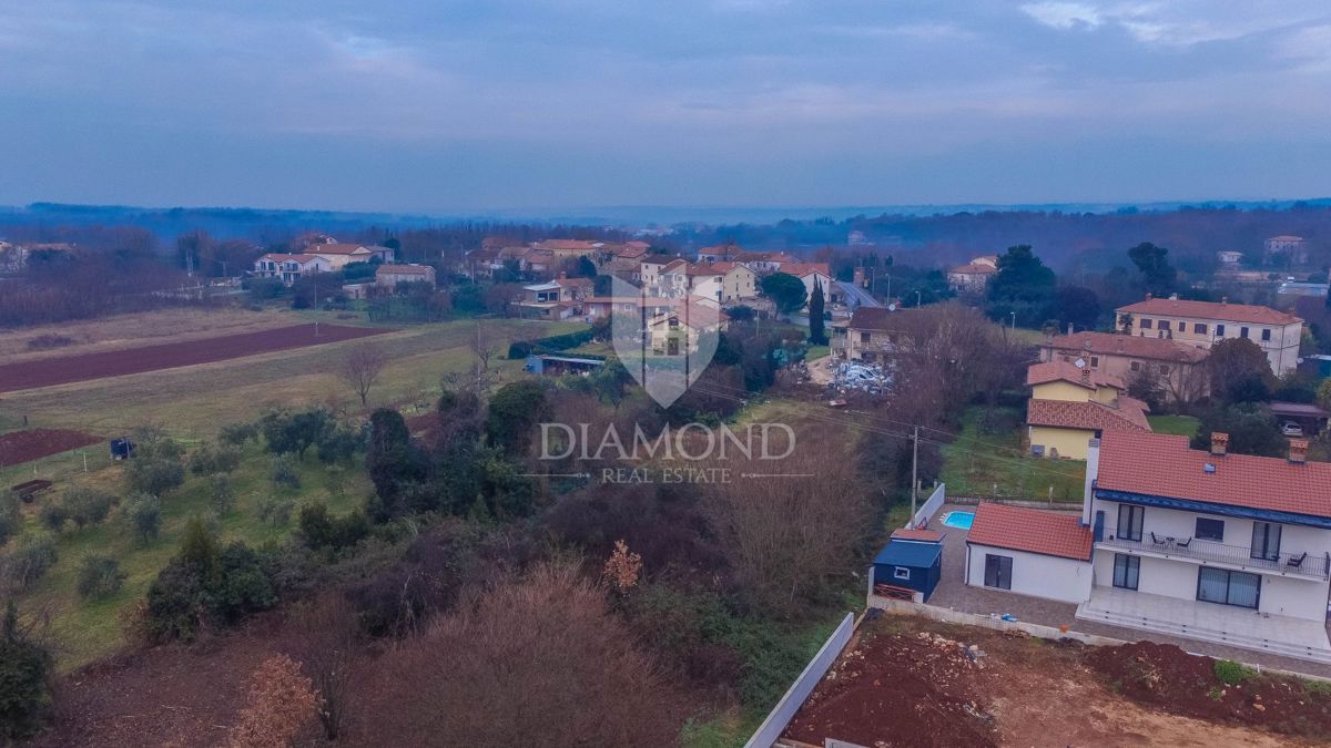 Umago, dintorni, bellissimo terreno edificabile!