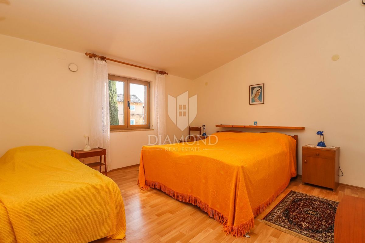 Occasione! Casa con tre camere da letto a Šišan!