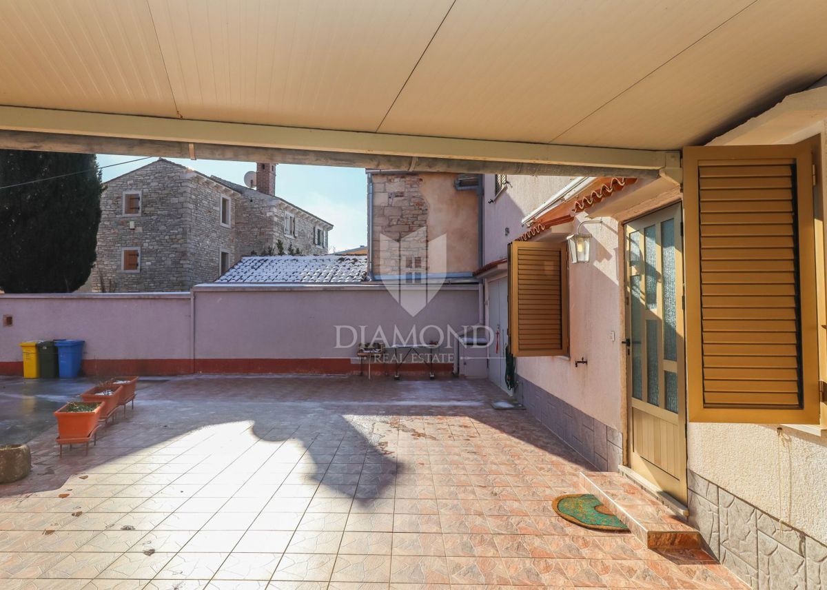 Occasione! Casa con tre camere da letto a Šišan!