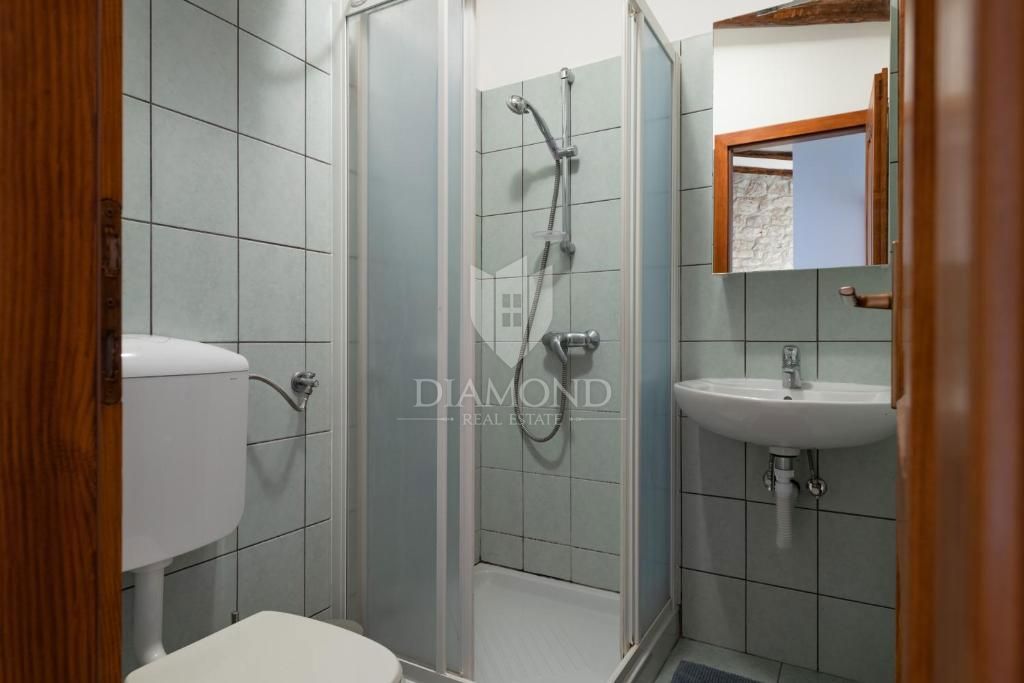 Rovigno, casa in pietra nel centro storico