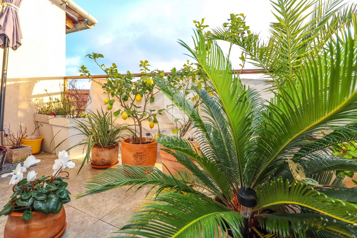 Appartamento di lusso a Pola - posizione attraente vicino al centro!