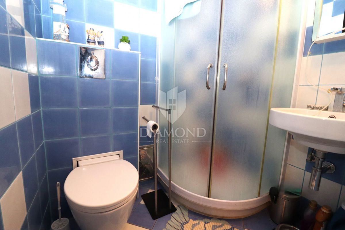 Parenzo – Appartamento con vista mare e marina