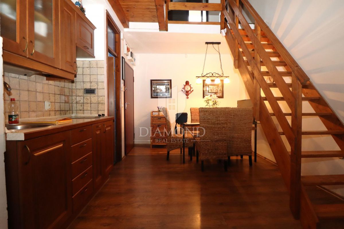 Parenzo – Appartamento con vista mare e marina