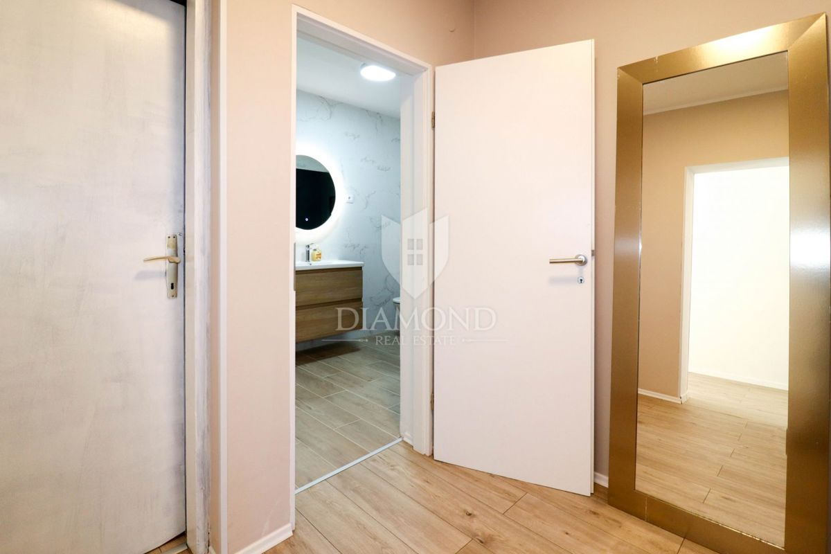 Rovigno, appartamento con due camere da letto e balcone a 100 metri dal mare