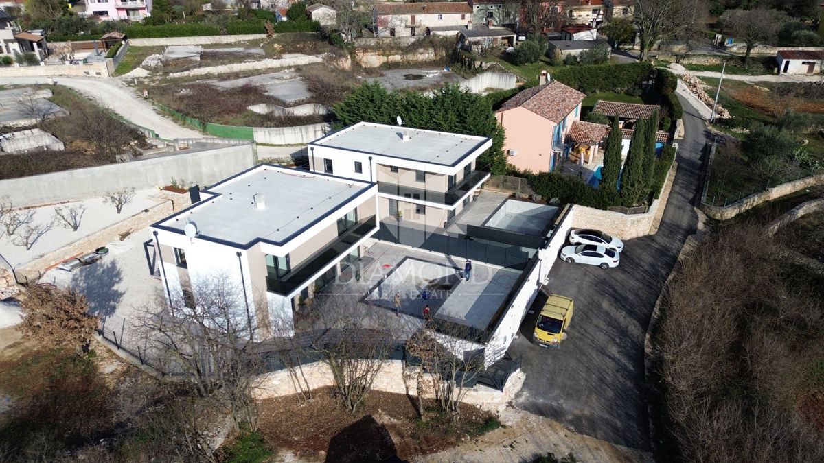 Svetincenat, dintorni, villa moderna con piscina
