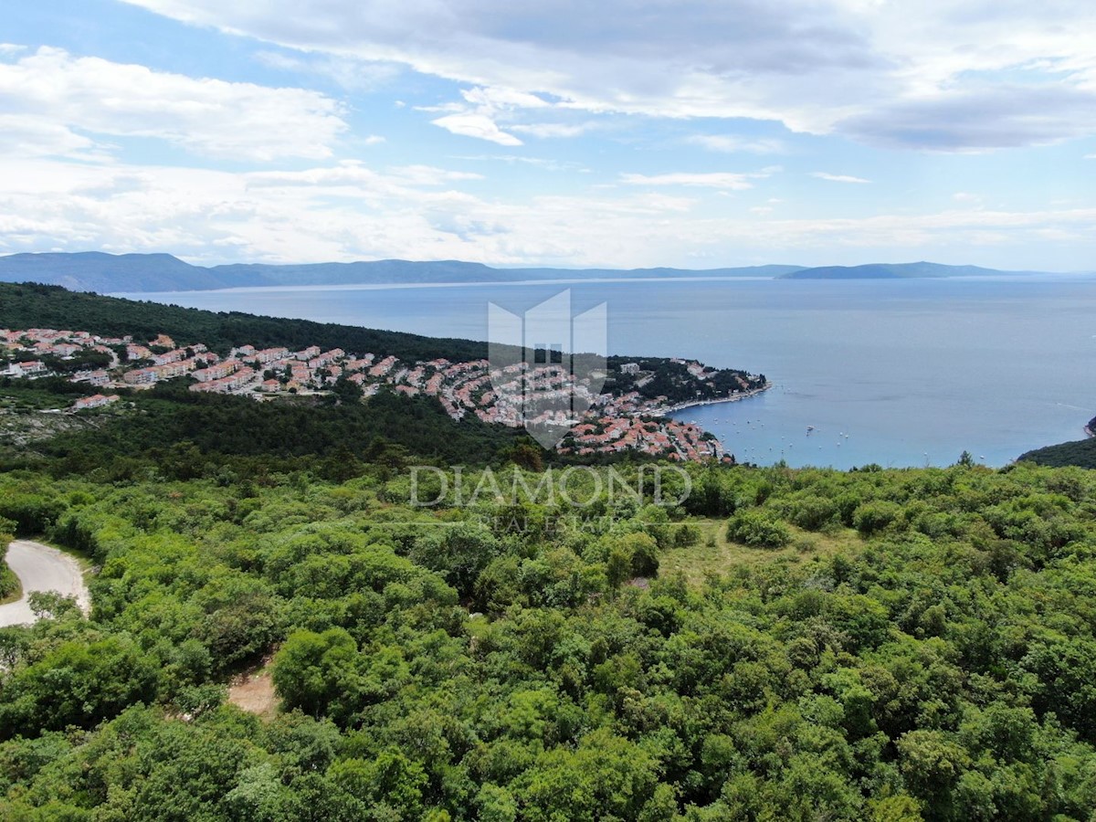 Rabac, complesso di terreni agricoli in ottima posizione