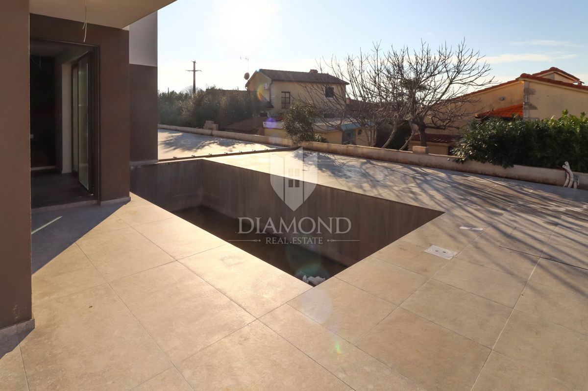 Parenzo, dintorni, appartamento di lusso con vista mare!