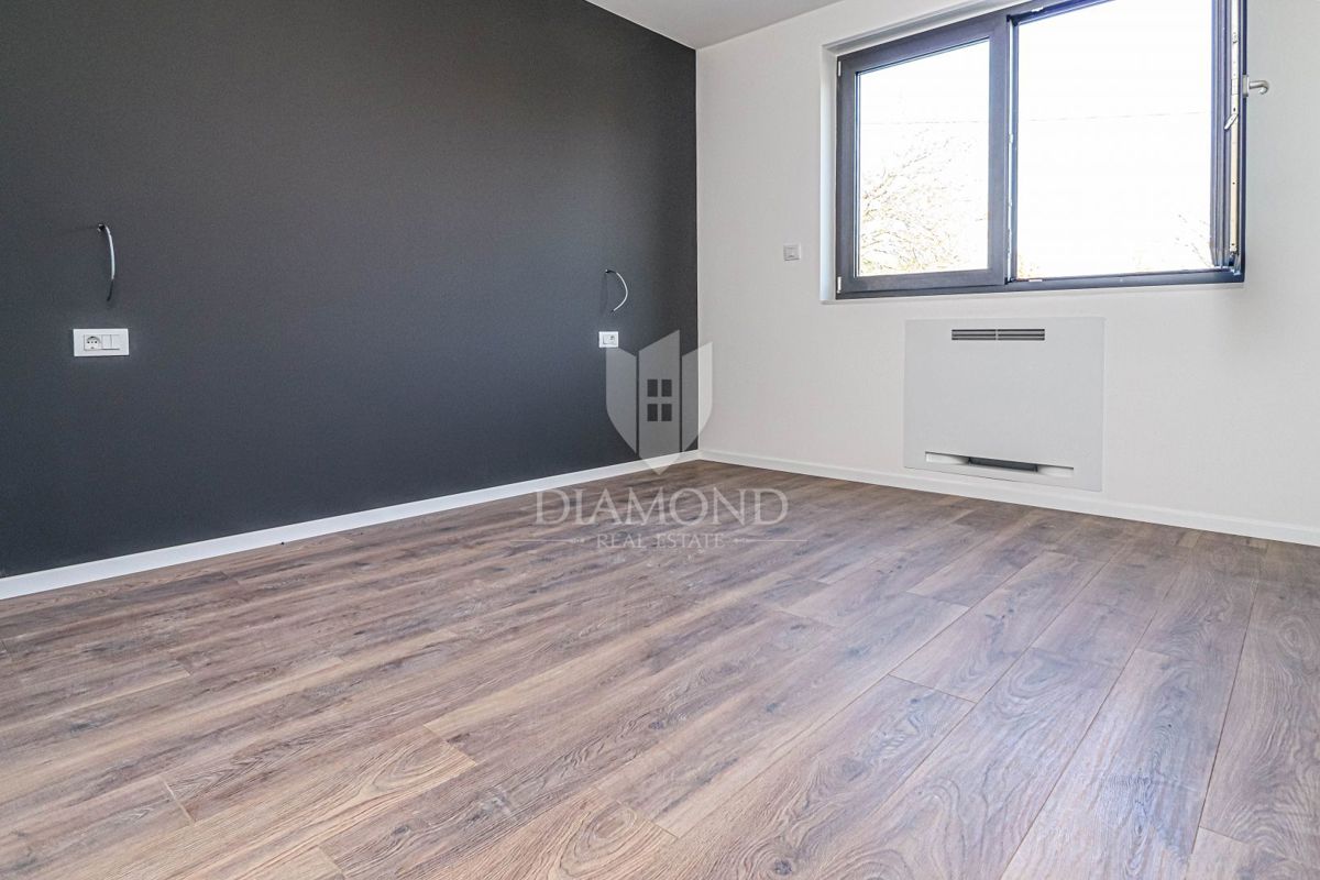 Parenzo, dintorni, appartamento di lusso con vista mare!