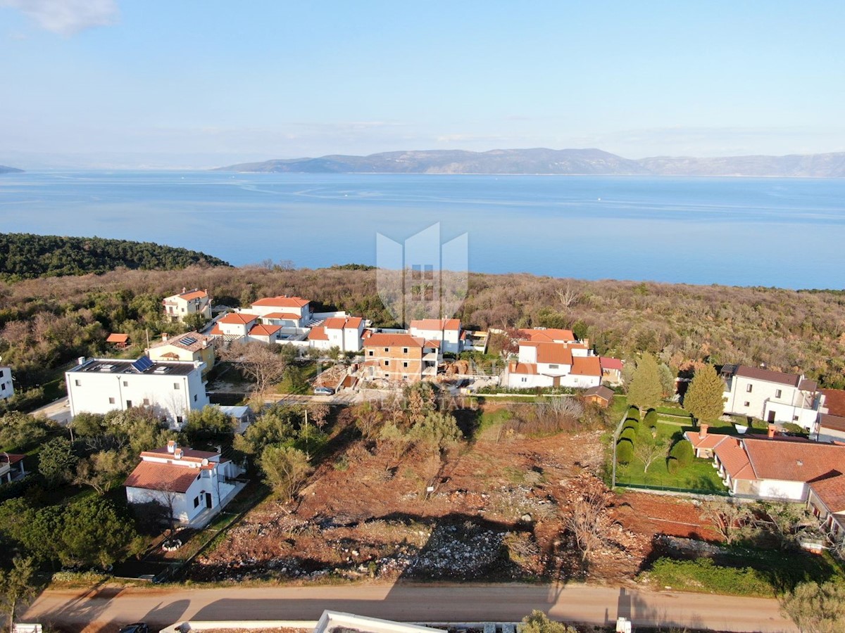 Labin, Rabac, terreno edificabile con vista mare