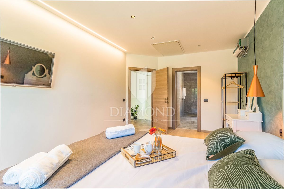 Medulin, dintorni, villa di lusso con piscina