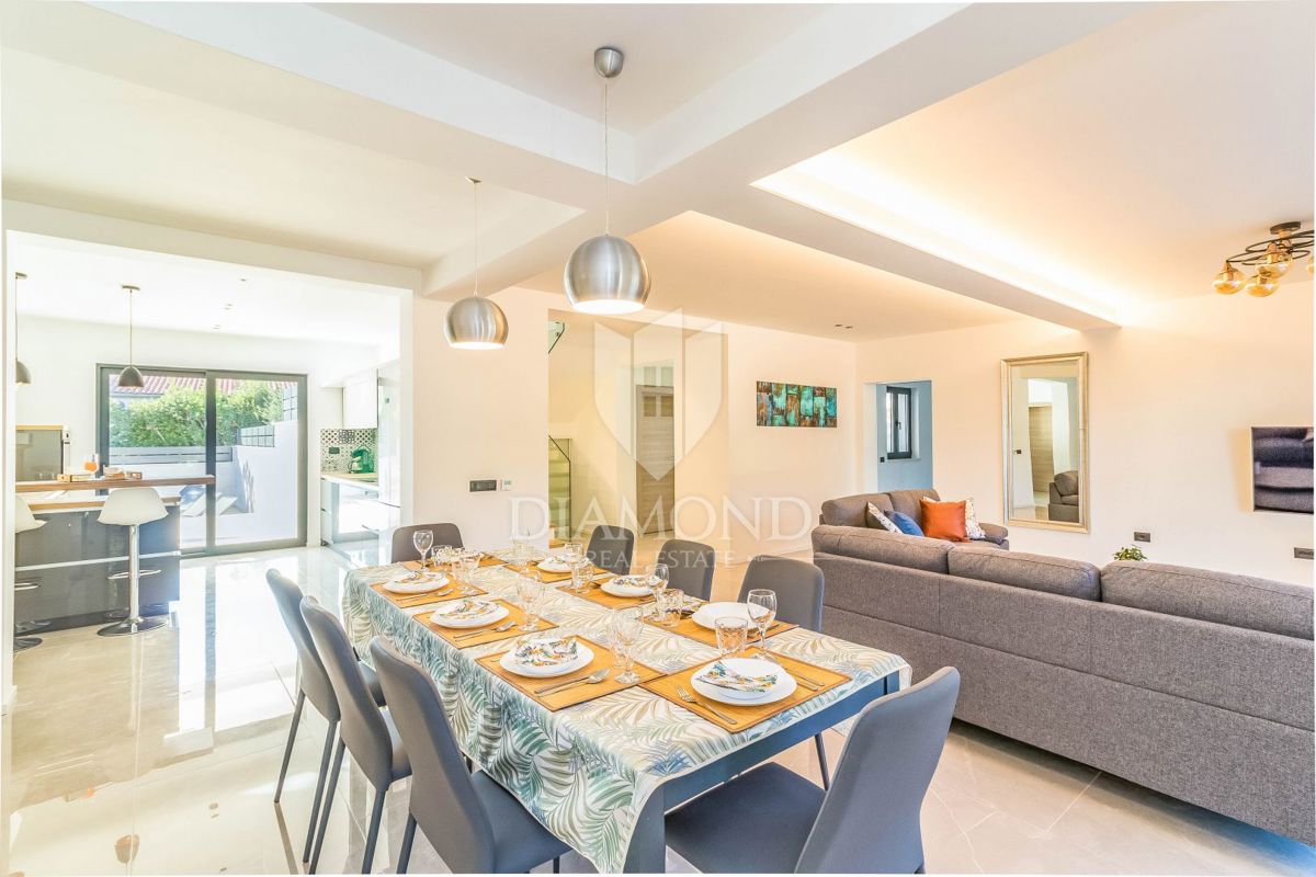 Medulin, dintorni, villa di lusso con piscina