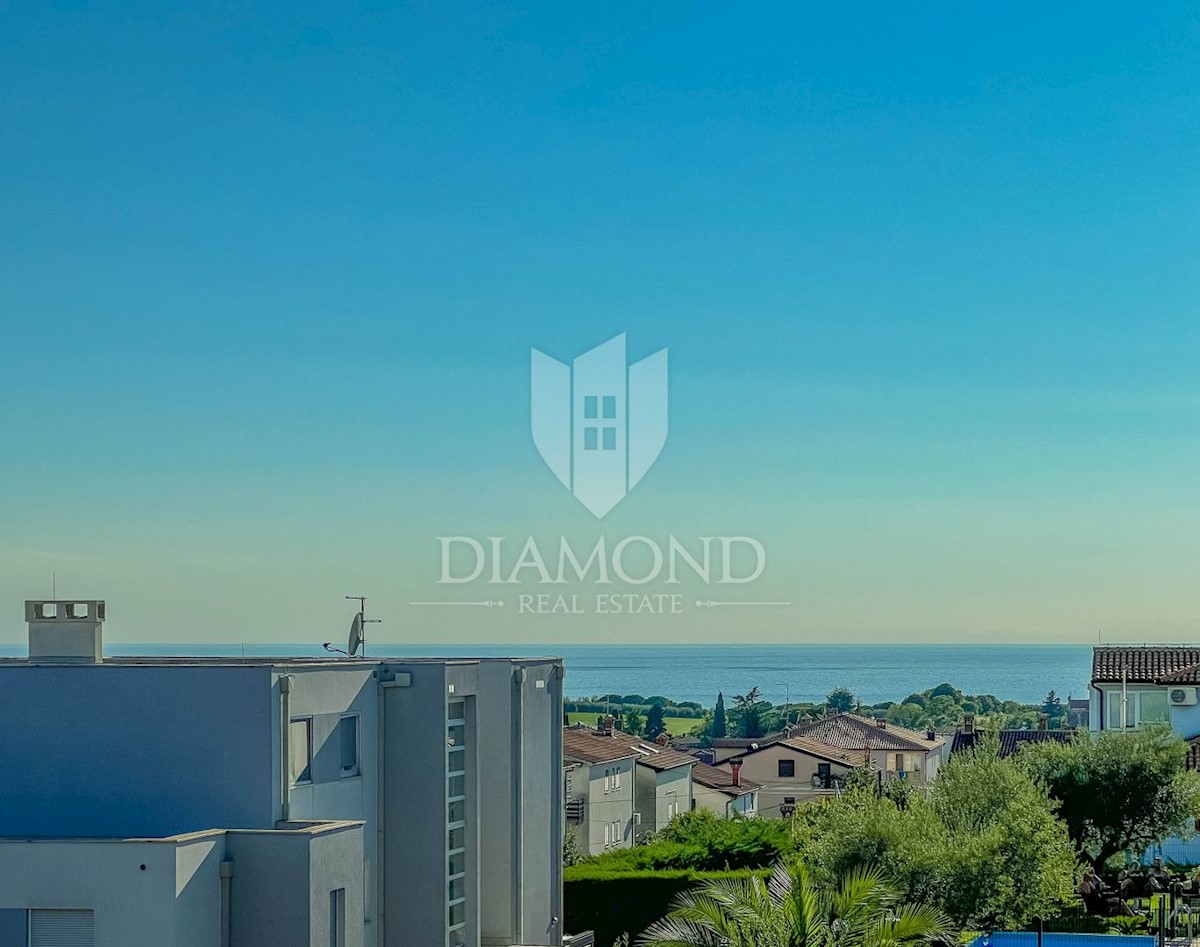 Cittanova, moderno appartamento con vista mare