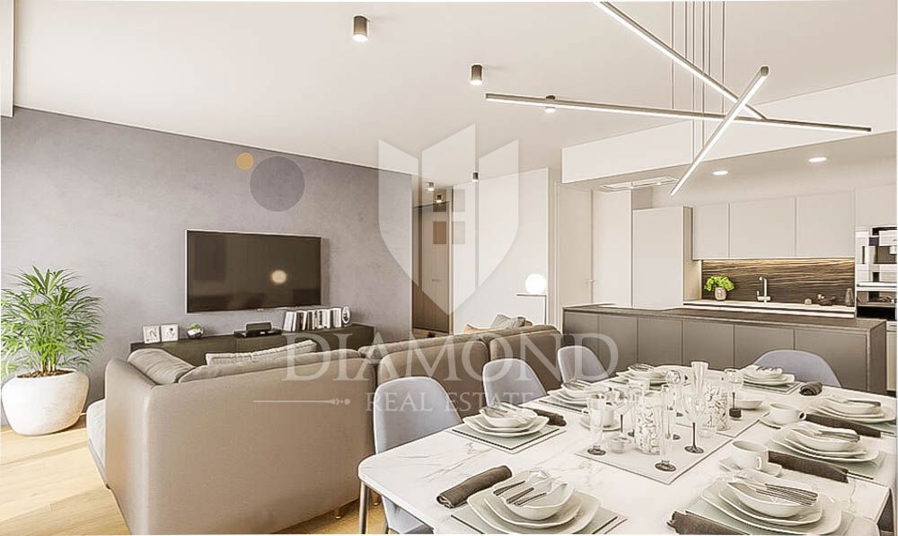 Pola, un ampio appartamento con terrazza in centro città!