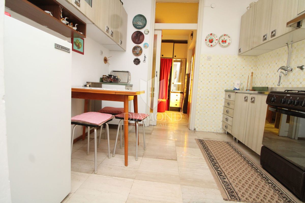 Rabac, casa in una bellissima posizione