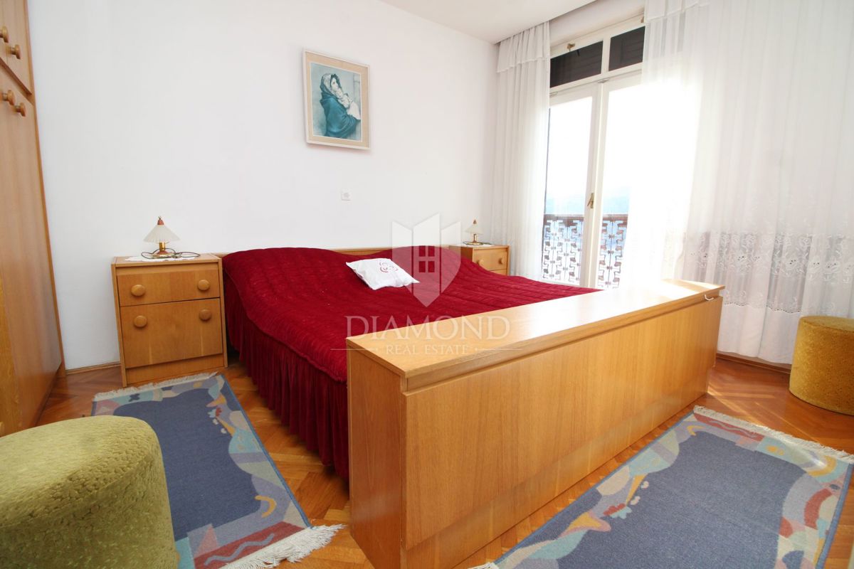 Rabac, casa in una bellissima posizione