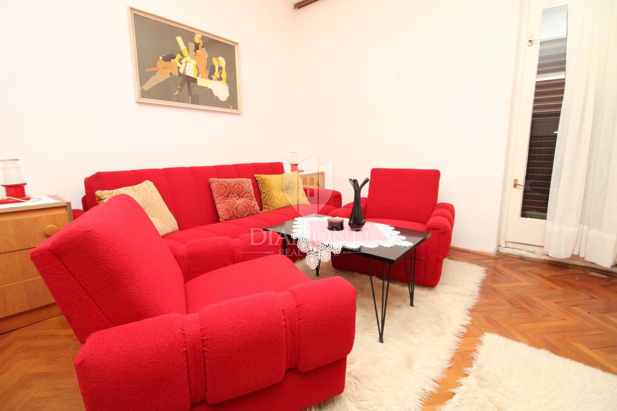 Rabac, casa in una bellissima posizione