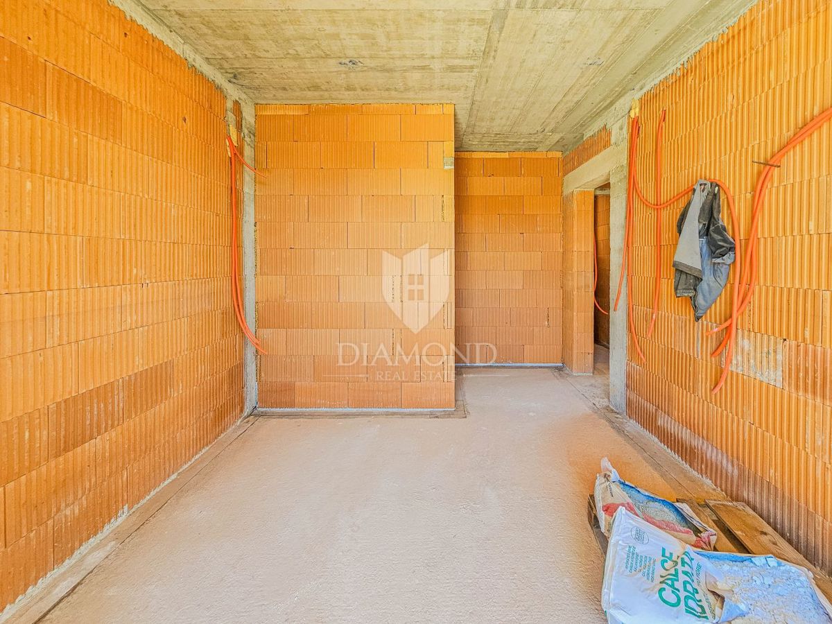 Cittanova, dintorni! Casa moderna roh bau fase!