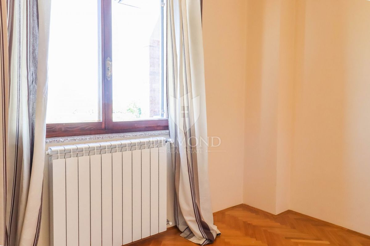 Verteneglio, casa indipendente con vista sul mare!