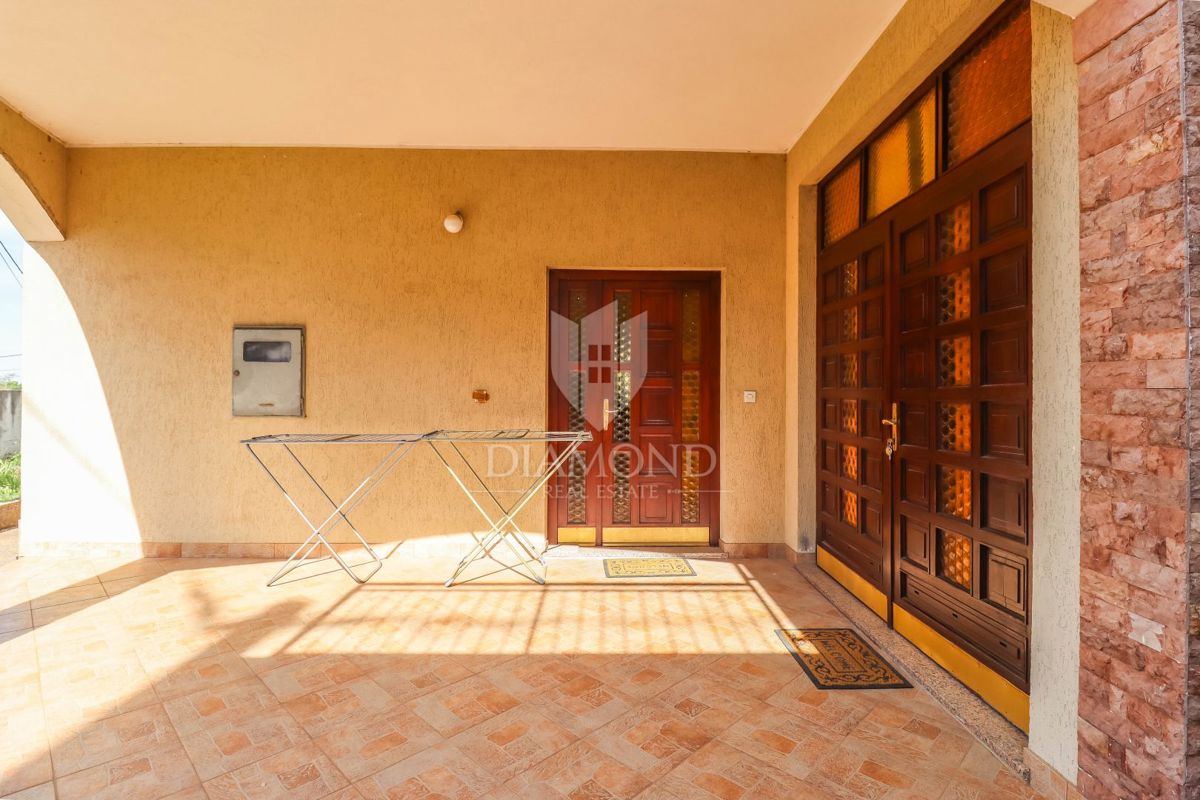Verteneglio, casa indipendente con vista sul mare!