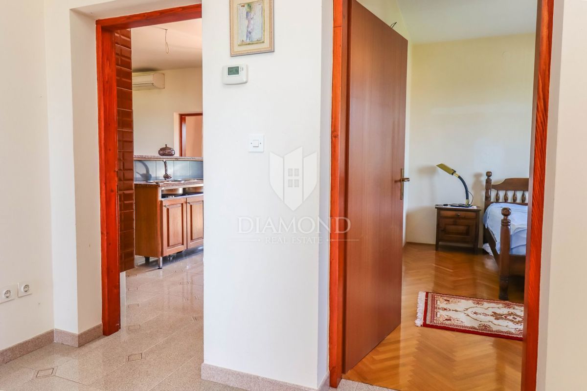 Verteneglio, casa indipendente con vista sul mare!