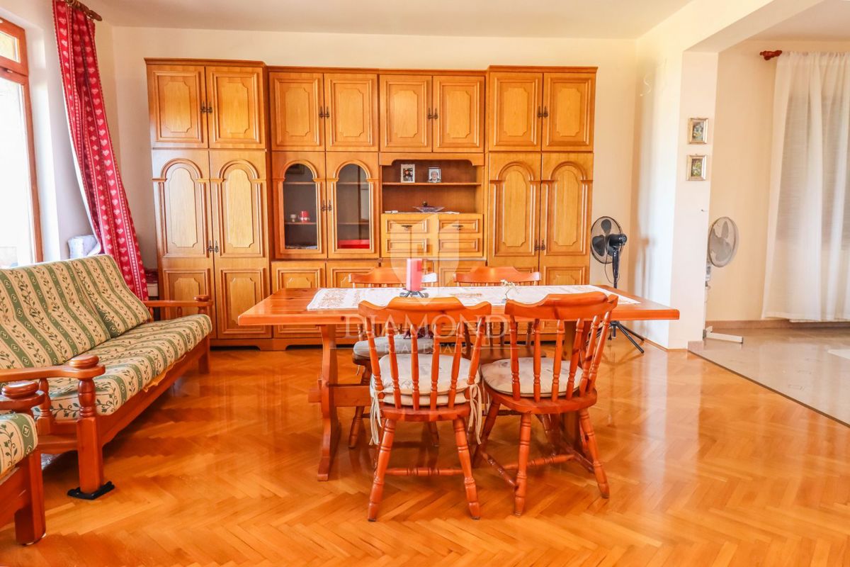 Verteneglio, casa indipendente con vista sul mare!