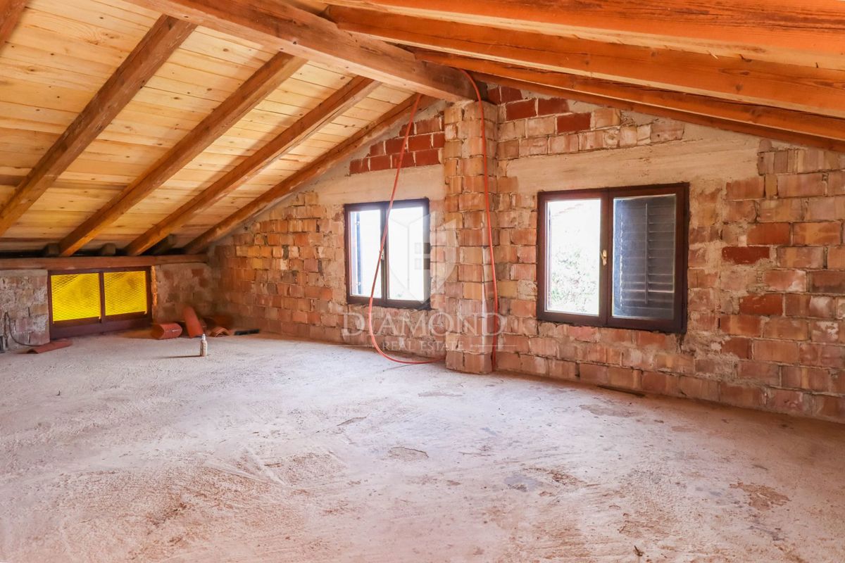 Verteneglio, casa indipendente con vista sul mare!