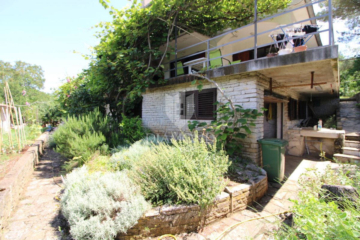 Labin, dintorni, casa bifamiliare con vista mare
