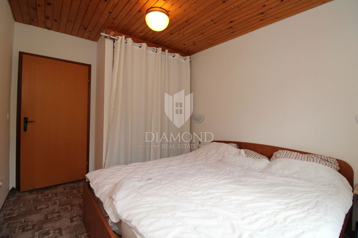 Labin, dintorni, casa bifamiliare con vista mare