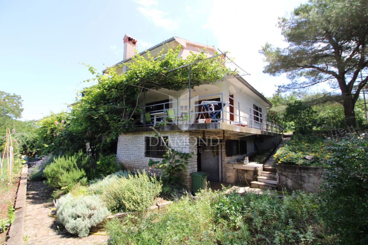 Labin, dintorni, casa bifamiliare con vista mare
