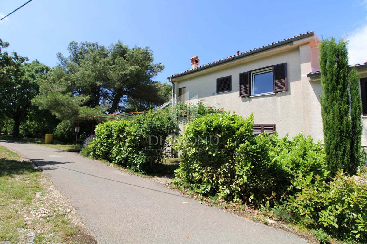 Labin, dintorni, casa bifamiliare con vista mare